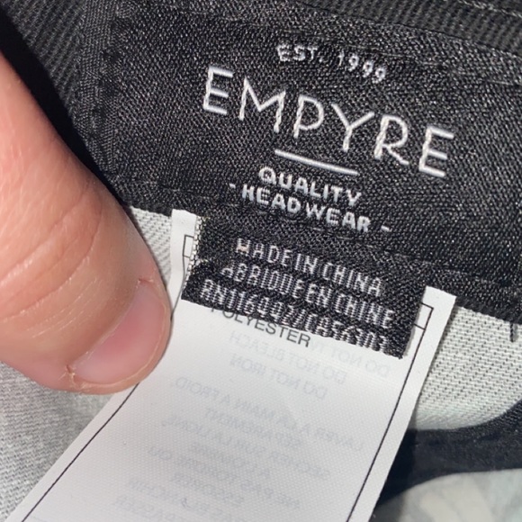 Men’s Hat - Picture 2 of 2